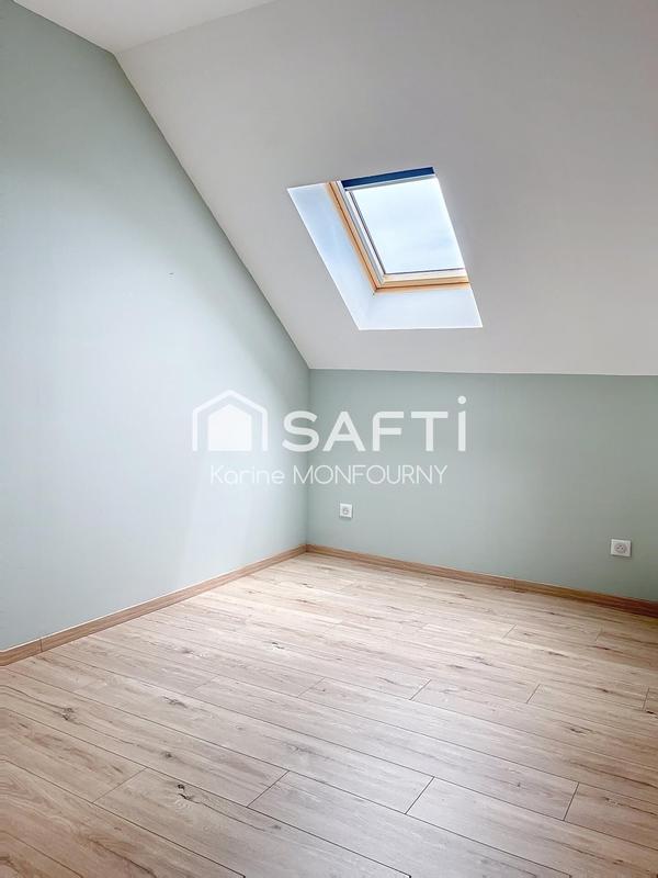 Maison - 330 m² - 8 pièces