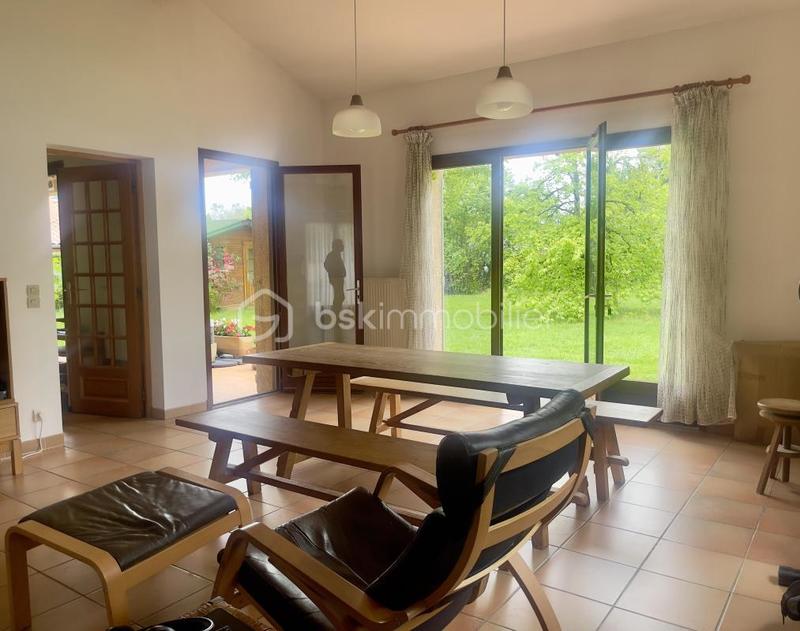 Villa - 153 m² - 6 pièces