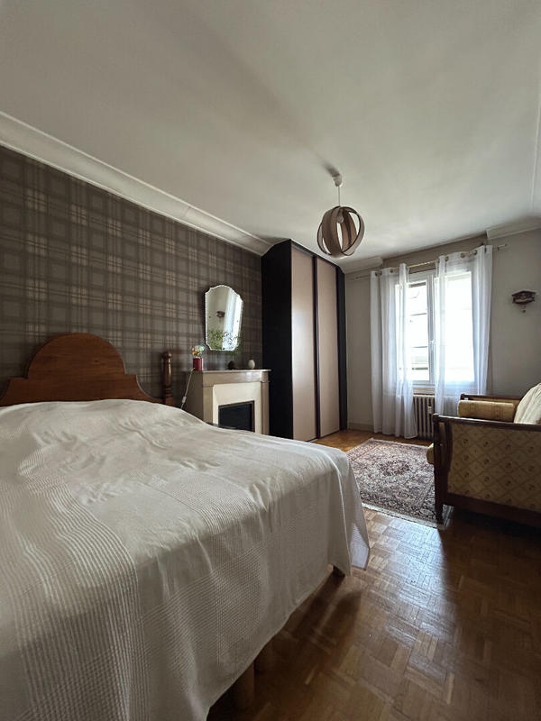 Appartement - 133 m² - 5 pièces