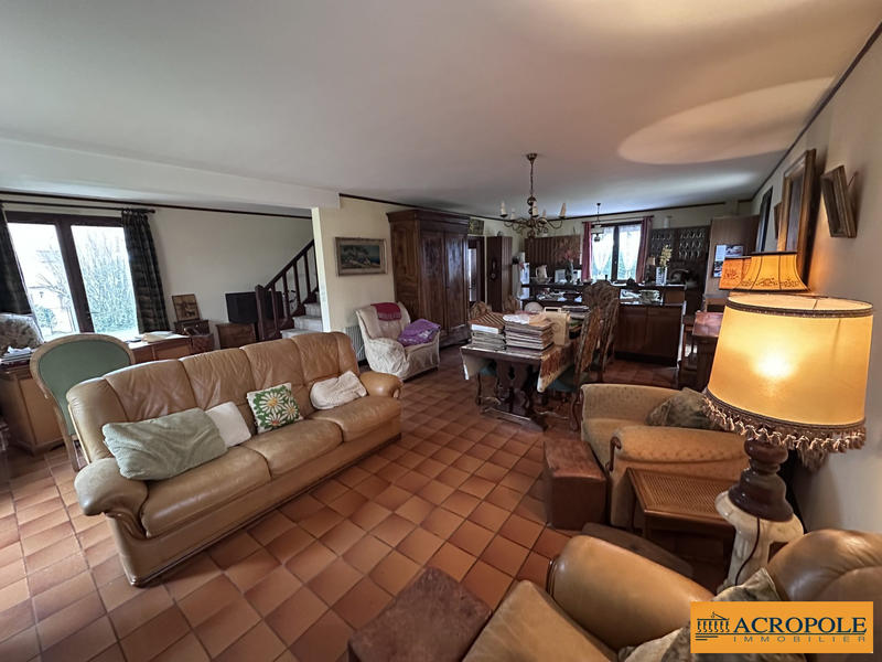 Maison - 140 m² - 6 pièces