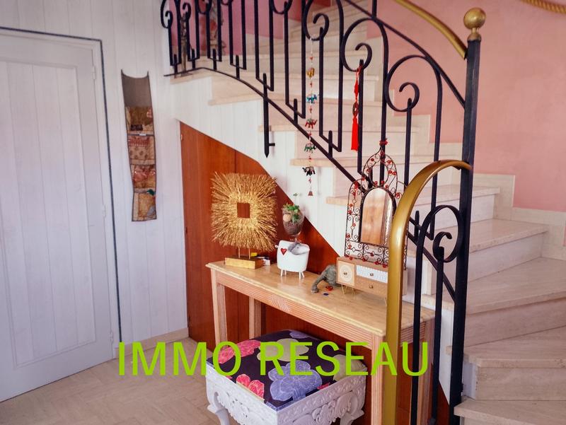 Maison - 171 m² - 6 pièces