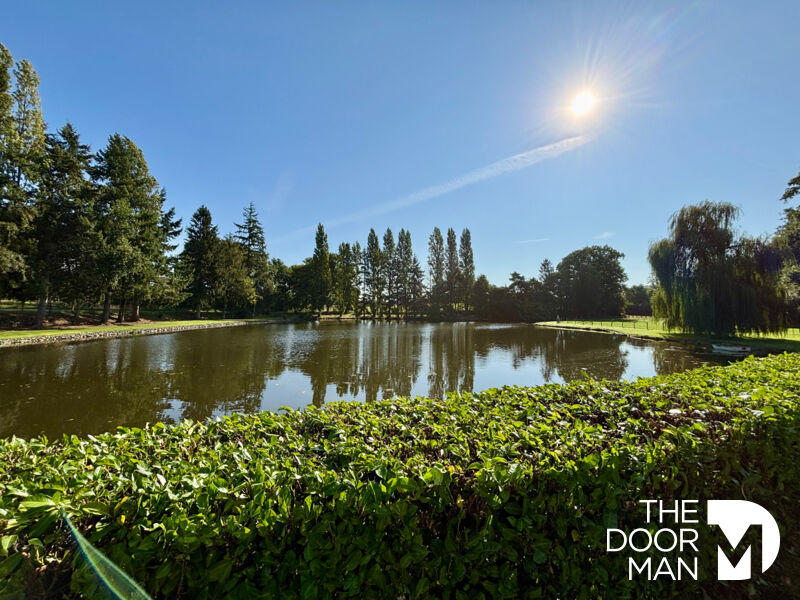 Propriété - 150 m² - 8 pièces