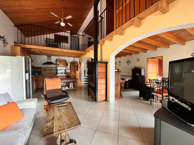 Maison - 147 m² - 6 pièces