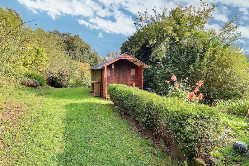 Maison - 210 m² - 8 pièces