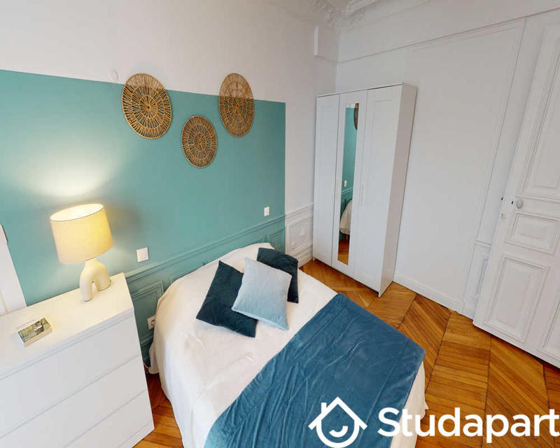 Chambre - 90 m² - 1 pièce