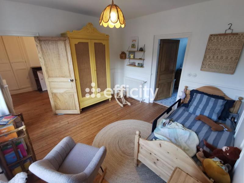 Maison bourgeoise - 140 m² - 6 pièces