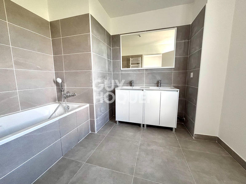 Maison - 141 m² - 7 pièces