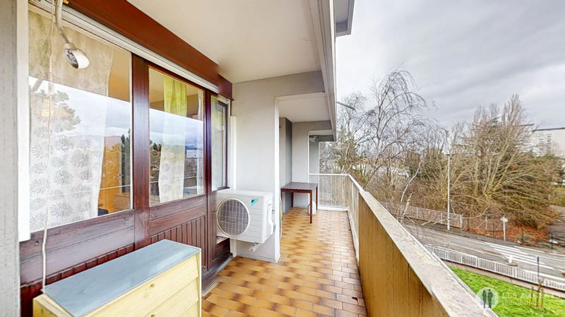 Appartement - 80 m² - 4 pièces