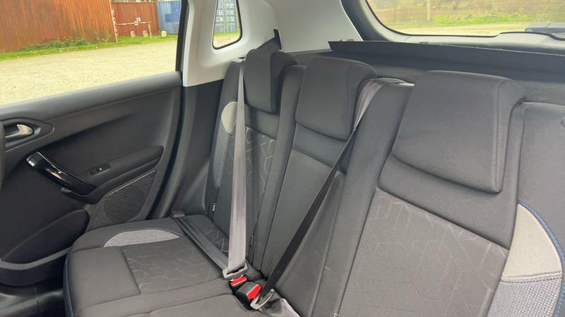 Peugeot 2008 1.5 BlueHdi 100 Signature