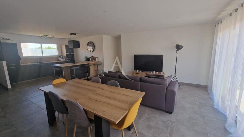 Maison - 101 m² - 5 pièces