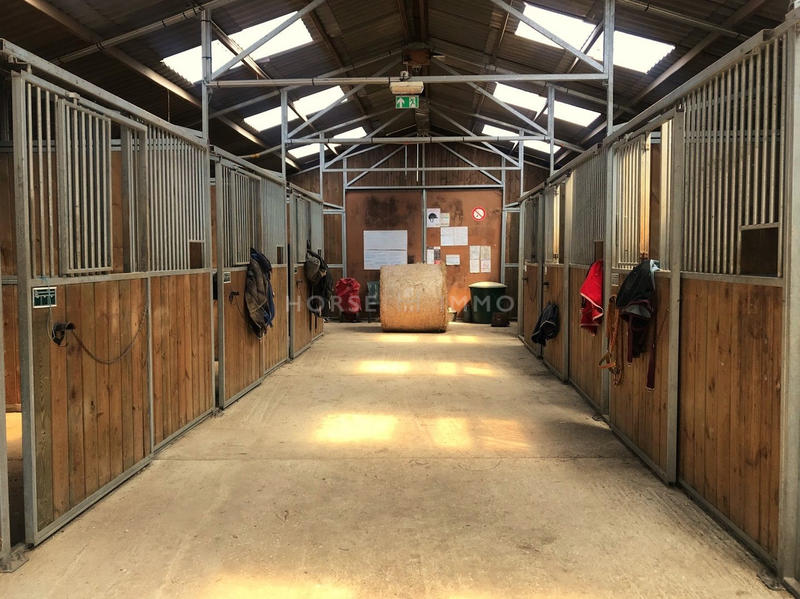 Maison - 250 m² - 7 pièces