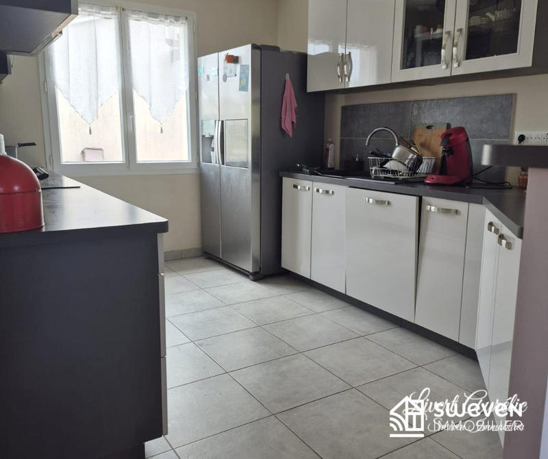 Maison - 105 m² - 4 pièces