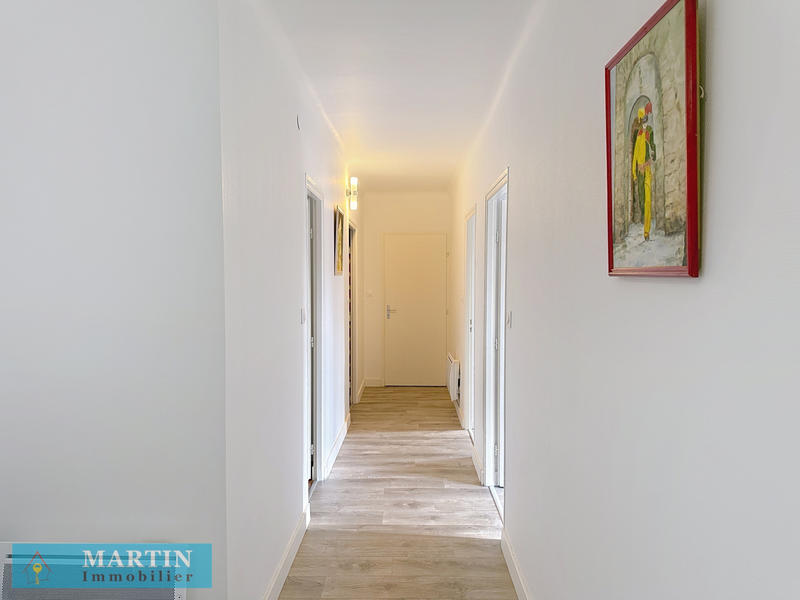 Maison - 304 m² - 7 pièces