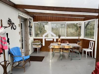 Maison - 90 m² - 5 pièces