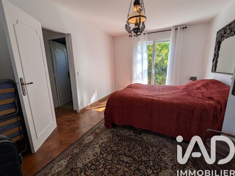 Maison - 207 m² - 8 pièces