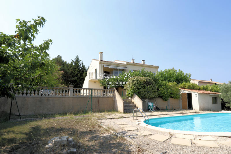 Villa - 161 m² - 6 pièces