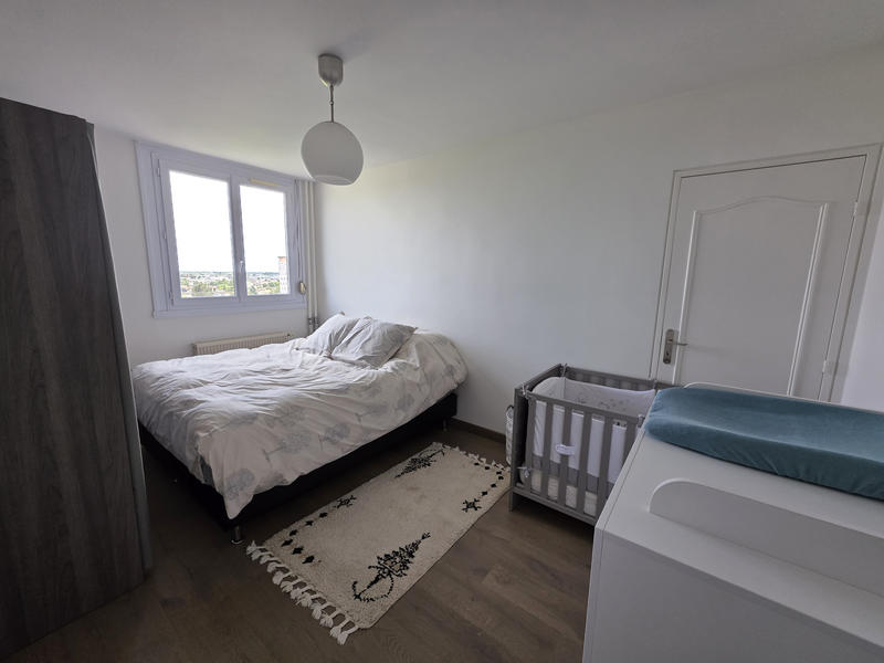 Appartement - 82 m² - 4 pièces