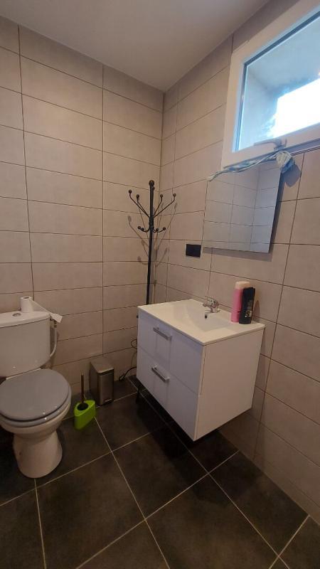 Maison - 299 m² - 11 pièces