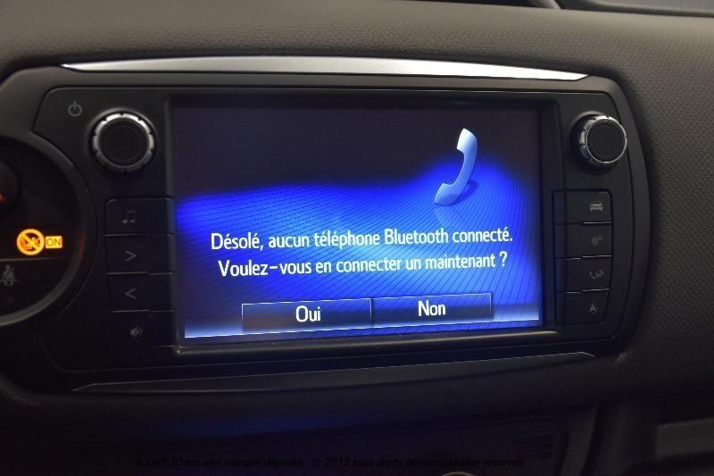 Toyota Yaris III (3) Hybrid 100h France Business Cvt 5 Pt