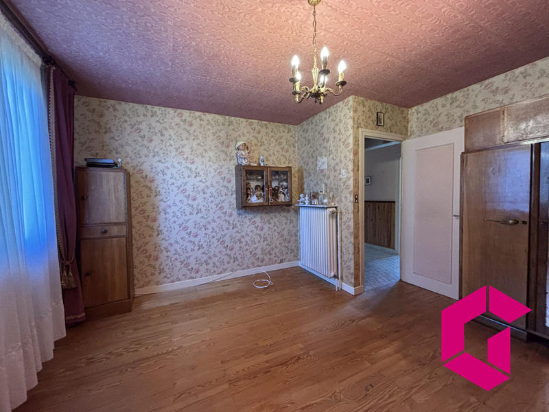 Maison - 170 m² - 7 pièces