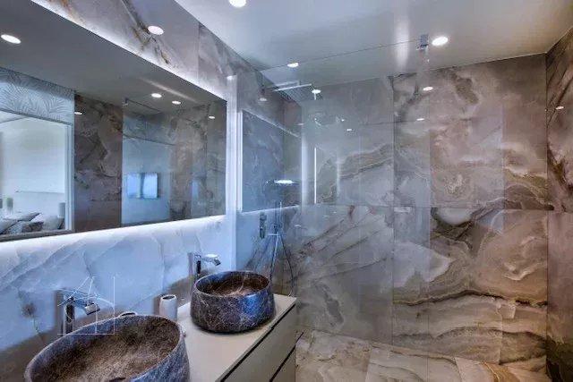 Appartement - 103 m² - 4 pièces