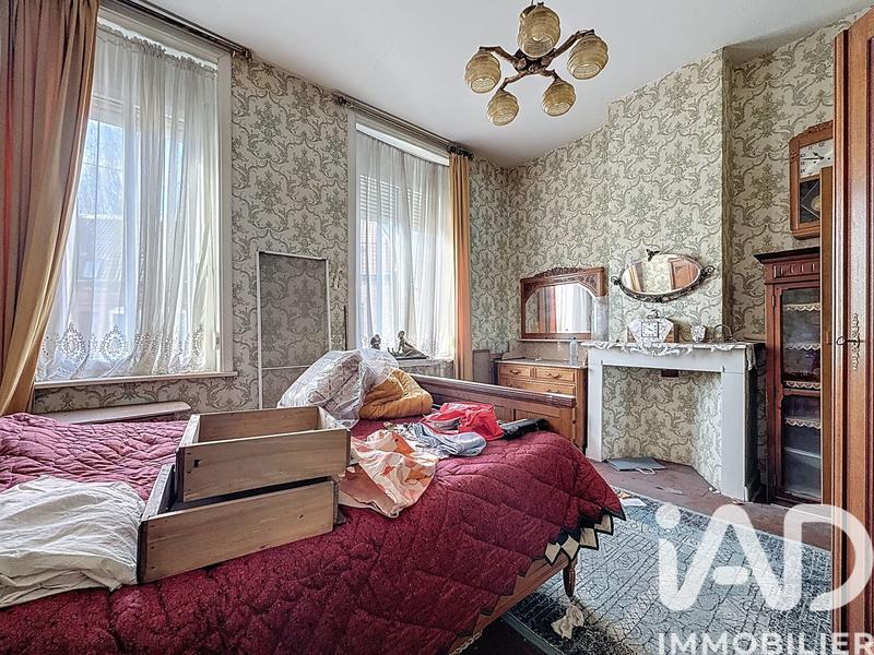 Maison - 203 m² - 10 pièces