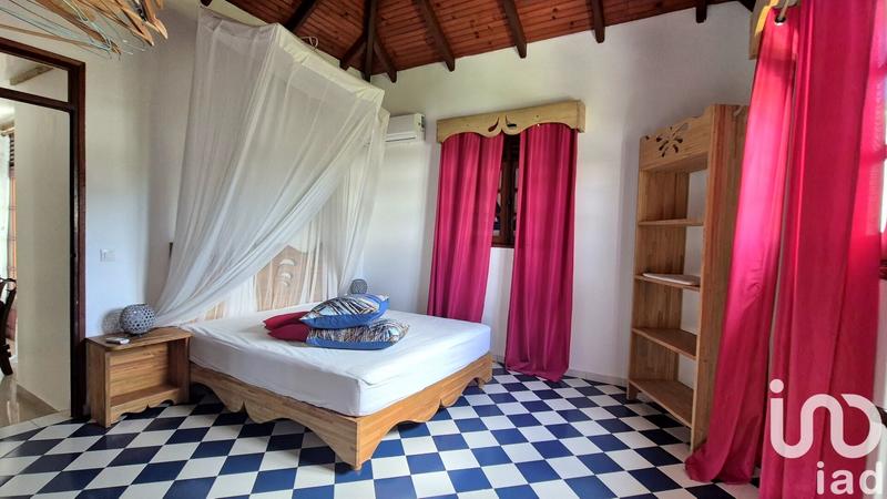 Maison - 195 m² - 6 pièces