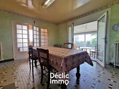 Maison - 179 m² - 5 pièces