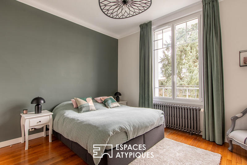 Maison - 270 m² - 9 pièces