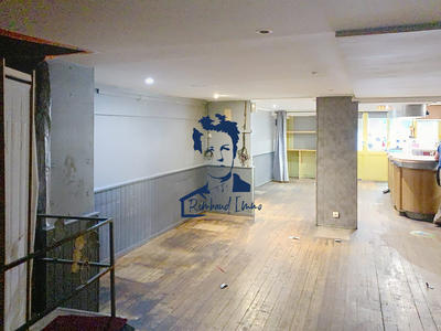 Local d'activités - 83 m²