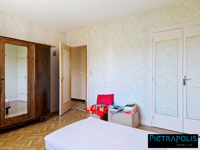 Maison - 102 m² - 5 pièces