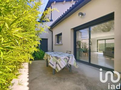 Maison - 135 m² - 6 pièces