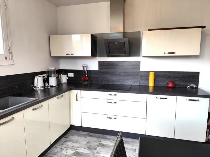 Pavillon - 110 m² - 5 pièces