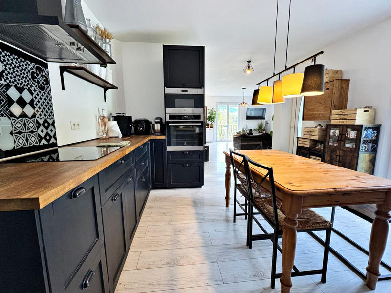 Villa - 152 m² - 5 pièces