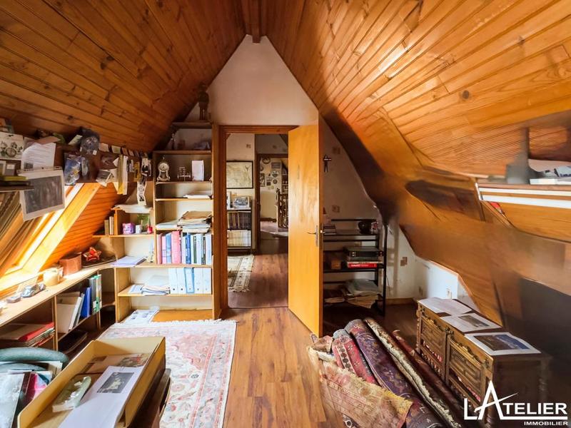 Maison - 185 m² - 7 pièces