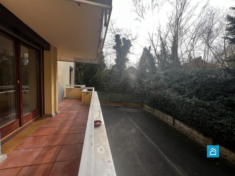 Appartement - 80 m² - 3 pièces