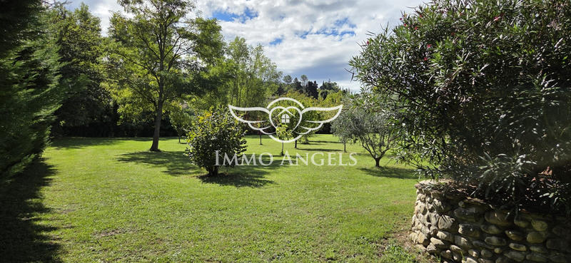 Mas - 246 m² - 10 pièces