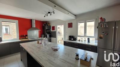 Maison - 182 m² - 5 pièces