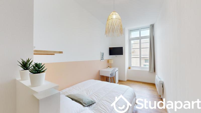 Chambre - 9 m² - 1 pièce