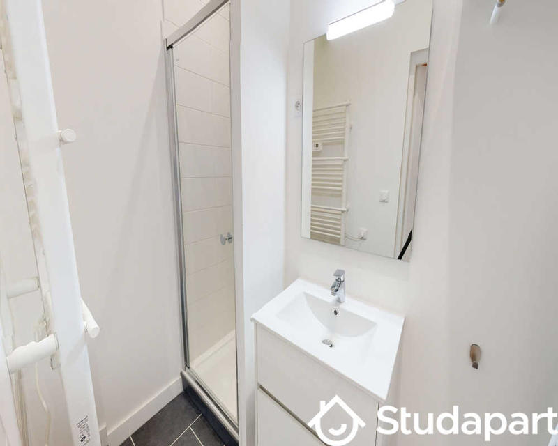 Chambre - 110 m² - 1 pièce