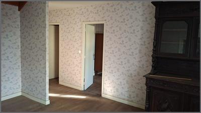 Maison - 210 m² - 9 pièces