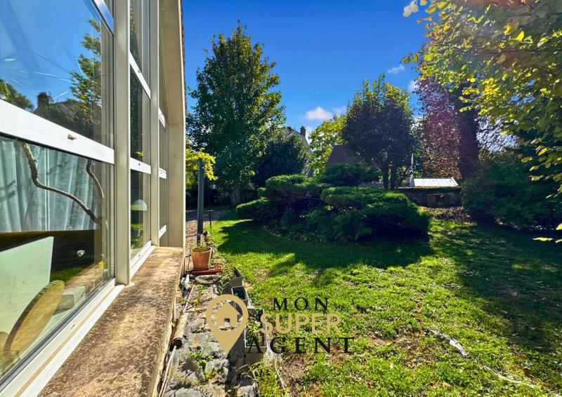 Propriété - 183 m² - 7 pièces