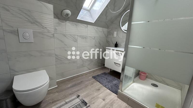 Pavillon - 140 m² - 6 pièces