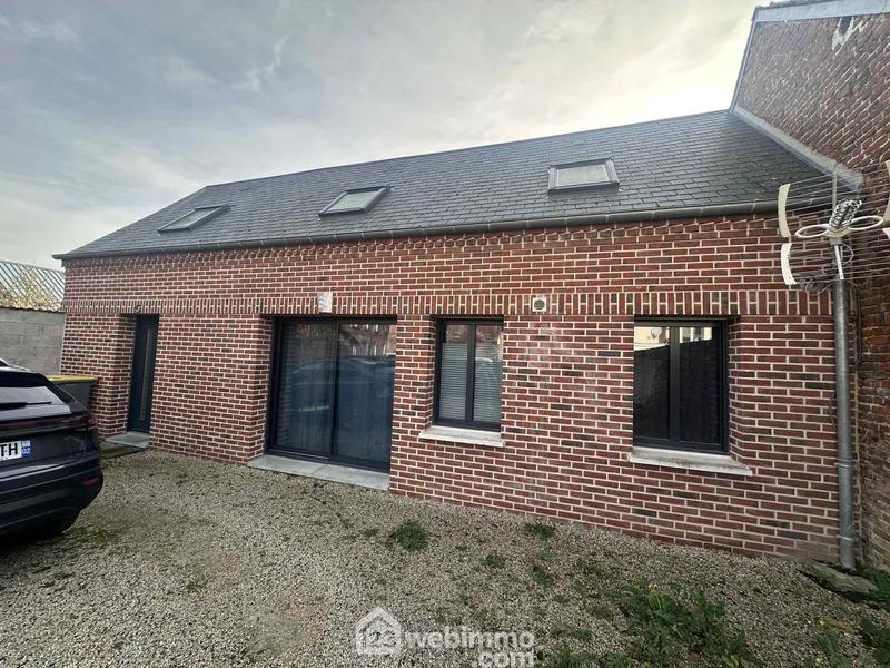 Maison - 98 m² - 5 pièces