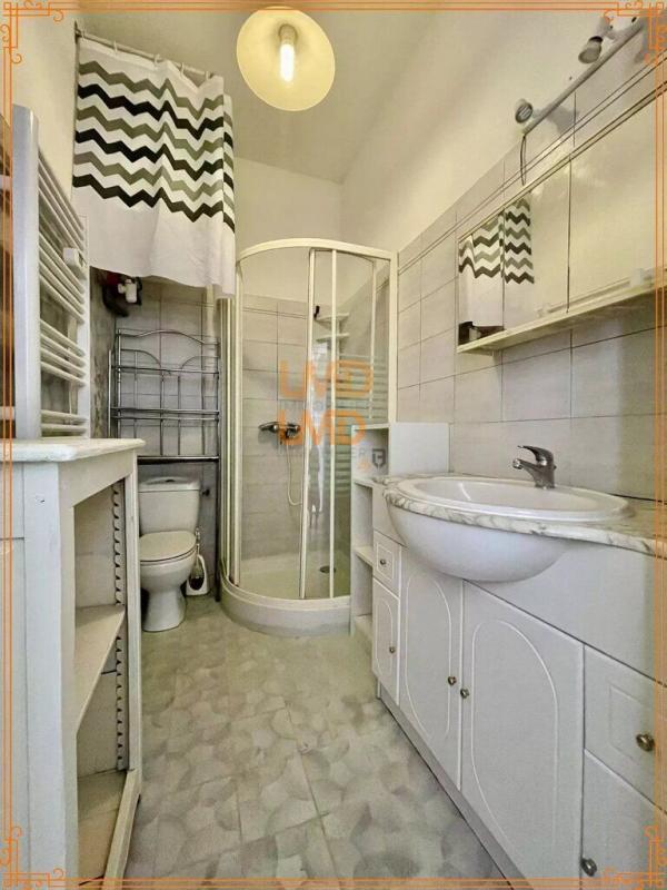 Maison de maîtres - 247 m² - 14 pièces