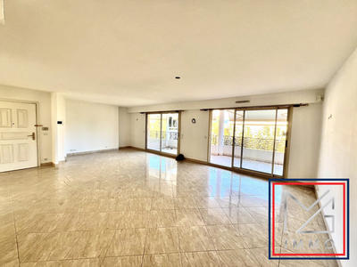 Appartement - 145 m² - 4 pièces