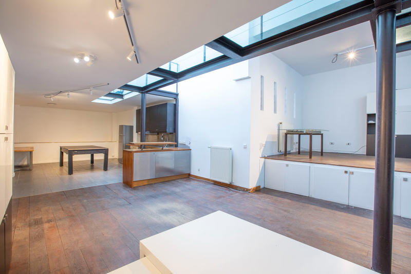 Loft - 160 m² - 4 pièces