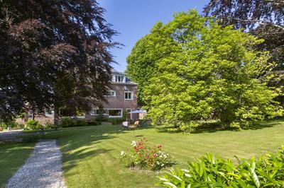 Maison - 269 m² - 9 pièces