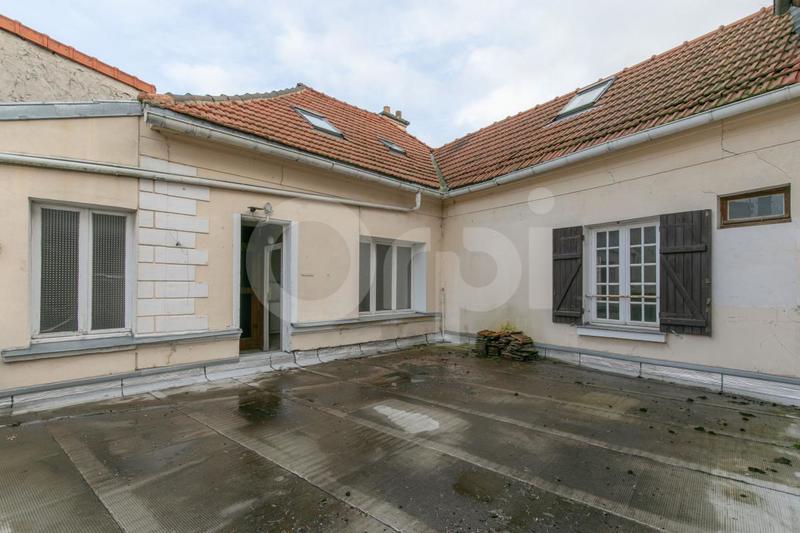 Immeuble - 216 m² - 5 pièces