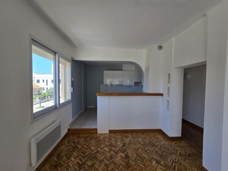 Appartement - 80 m² - 3 pièces